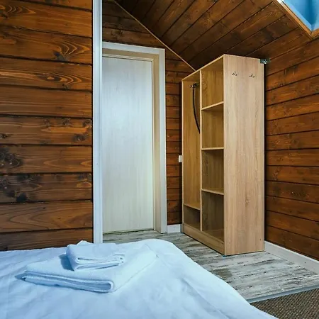 еко-міївка Hotel Krasnik